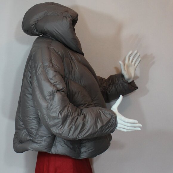 JNBY hoodie down light wear brown oversize  puffer  jacket size  XS/Small - Picture 3 of 7